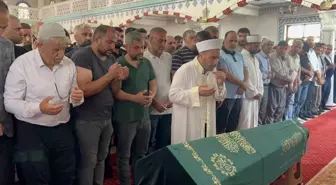 Denizde Kaybolan Enes Açıkça Son Yolculuğuna Uğurlandı