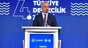 Bakan Uraloğlu: 23 gemi geri dönüşüm tesisiyle dünyada 4'üncü, Avrupa'da lider konumdayız