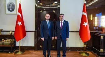 Cumhurbaşkanı Yardımcısı Yılmaz, MÜSİAD Yönetimini Kabul Etti