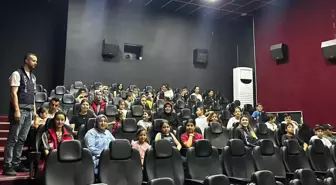 Adıyaman'da Depremzede Çocuklar İçin Sinema Etkinliği Düzenlendi