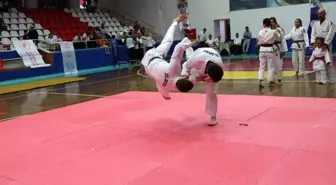 Aydın'da Gençlik ve Spor Bakanlığı'nın Yeni Spor Okulları Açıldı