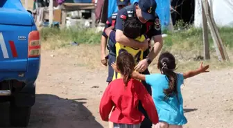 Yozgat'ta Jandarmadan Çocuklara Sürpriz Ziyaret
