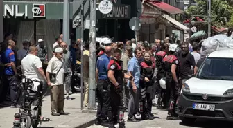 Kadın polise tekme attı, ortalık karıştı: 5 gözaltı