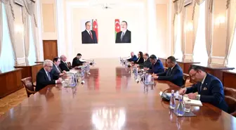 KKTC Cumhurbaşkanı Ersin Tatar, Azerbaycan Başbakanı ile Görüştü