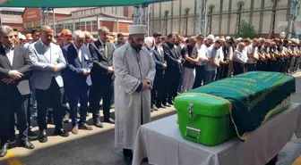 Oksijen Tankı Patlamasında Hayatını Kaybeden İşçi Son Yolculuğuna Uğurlandı