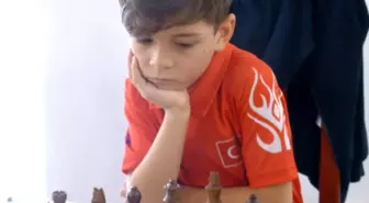 Ömer Taha Dede, 8 Yaş FIDE Satranç Dünya Kupası Şampiyonu Oldu