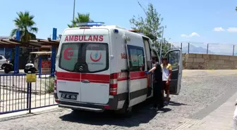 Antalya'da Tekne Turunda Yaralanan Turist Hastaneye Kaldırıldı