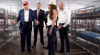 Trump, Florida'daki 'Timsah Alcatraz' Hapishanesini Ziyaret Etti