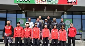 Federasyon Başkanı Akyüz, Kayseri'de Sporcularla Buluştu