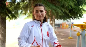 Milli Sporcu Urkuş Işık, Sakatlığa Rağmen Azimle Antrenman Yapıyor