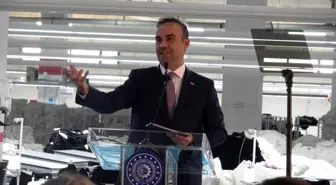 Bakan Kacır: Suriyeliler Suriye'nin Yeniden İnşasında Önemli Rol Oynayacak