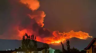 Çeşme'den Sonra Ödemiş'te Yangın: 3 Mahalle Tahliye Edildi