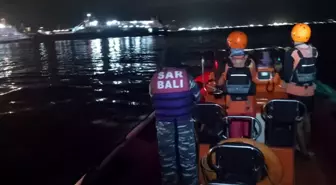 Bali'ye Giden Feribot Battı: 4 Ölü, 31 Kayıp