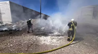 Kahramanmaraş'ta Atık Yangını Kontrol Altına Alındı