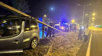 Van'da Trafik Kazası: 3 Yaralı