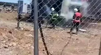 Şanlıurfa'da Güneş Enerjisi Trafosunda Yangın: İtfaiye Eri Dumandan Zehirlendi