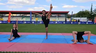 Kırşehir'de Yaz Spor Okulları Açıldı