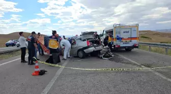 Yozgat'ta Kamyon-Otomobil Kazası: 3 Ölü, 2 Yaralı