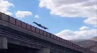 Kırıkkale'de Köprüden Atlayan Genç Aranıyor