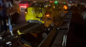 Bağcılar TEM Otoyolu'nda Motosikletli Kaza: Bir Yaralı