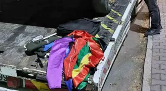 Sakarya'da Çalıntı Otomobil Kaçışı, Palyaço Kostümleriyle Sona Erdi