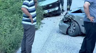 Kastamonu'da Otomobil Çarpışması: 1 Yaralı