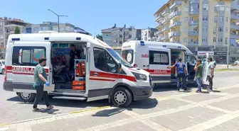 Manavgat'ta Trafik Kazası: İki Sürücü Yaralandı