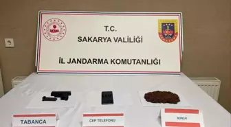 Sakarya'da Uyuşturucu Operasyonu: 2 Şüpheli Tutuklandı