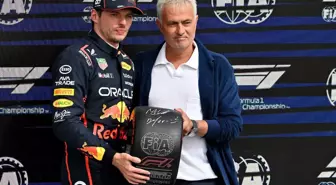 Büyük Britanya GP'sinde Pole pozisyonu Max Verstappen'in! Ödülü Jose Mourinho verdi
