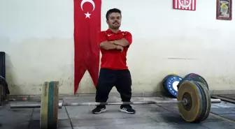 Milli Halterci Serkan Çakmaz, Dünya Şampiyonası Hazırlıklarını Sürdürüyor