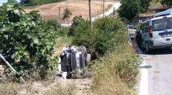 Kocaeli'de Trafik Kazası: 2 Yaralı