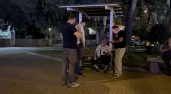 Görme Engelli Adamın Cep Telefonu Kapkaç Kurbanı Oldu