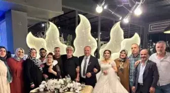 34 Yıl Sonra Kayıp Aşklar Evlilikle Taçlandı