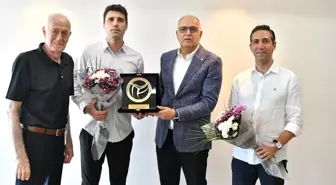 TVF Başkanı Üstündağ, Eski Antrenörlere Teşekkür Etti