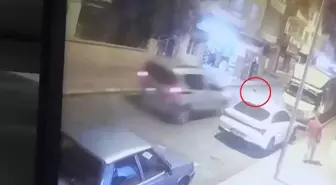 Siirt'te Hafif Ticari Araç Çocuğa Çarptı