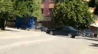 Ankara'da Drift Atan Sürücü Mahalleyi Korkuttu