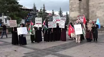 Erzurum'da Sağlık Çalışanlarından Gazze İçin Protesto