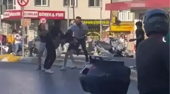 Esenyurt'ta Motosikletli Kadınlara Saldırı
