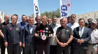 İçişleri Bakanı Yerlikaya, İzmir'de yanan köyleri ziyaret etti