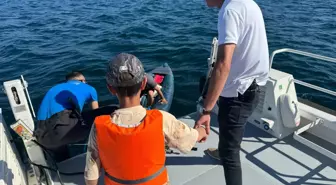 Erdek'te Kano ile Açığa Sürüklenen İki Kişi Kurtarıldı