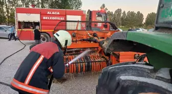 Çorum'da Balya Makinesi Yangını Kontrol Altına Alındı