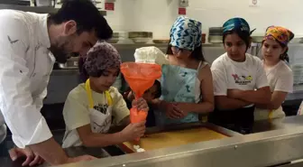 Çocuklar İçin Eğlenceli ve Öğretici Mutfak Atölyesi