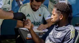 Fenerbahçe'de Futbolcular Yeni Sezon İçin Sağlık Testlerinden Geçiyor