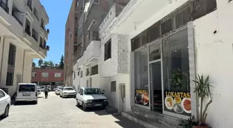 Birecik'te Pencereye Çıkan Kız Çocuğu Atladı, Süngerlere Düştü