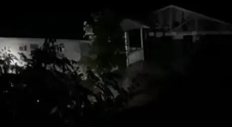 Teksas'ta Sel Felaketi: İçinde insanların bulunduğu ev sulara kapıldı