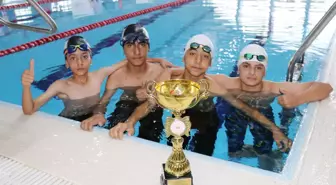 Aliya İzzetbegoviç Ortaokulu Triatlon Yıldız Erkeklerde Türkiye Şampiyonu Oldu