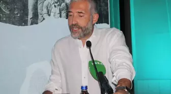 Adana Demirspor taraftarları, kulübün 884 milyon TL borcu için yardım kampanyası başlattı