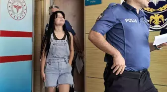 Bursa'da Genç Kızlar Arasında Bıçaklı Kavga: 1 Yaralı
