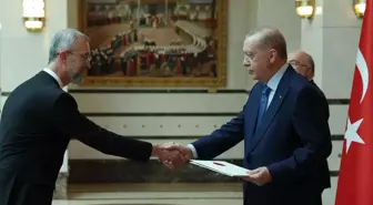 Cumhurbaşkanı Erdoğan, Ukrayna, Slovak Cumhuriyeti, Özbekistan ve Cezayir büyükelçilerini kabul etti