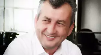 Foça'da Eski Belediye Başkanı Tahir Şahin Kalp Krizi Nedeniyle Hayatını Kaybetti